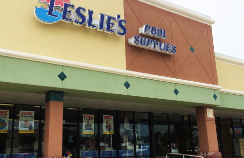 Leslie pools top near me